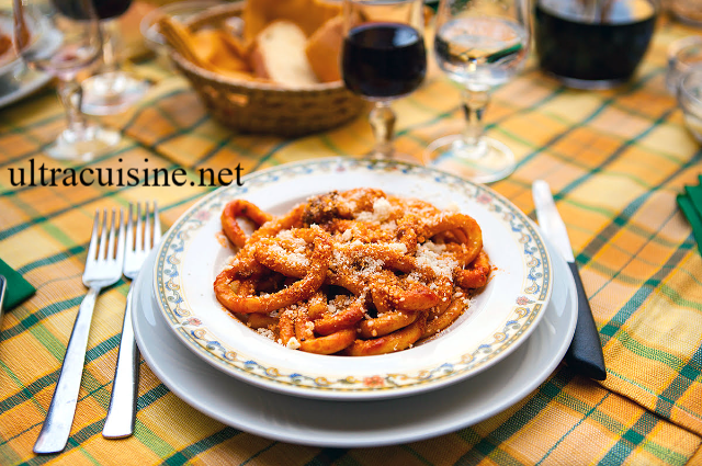 Menjelajahi Kelezatan Kuliner di Roma